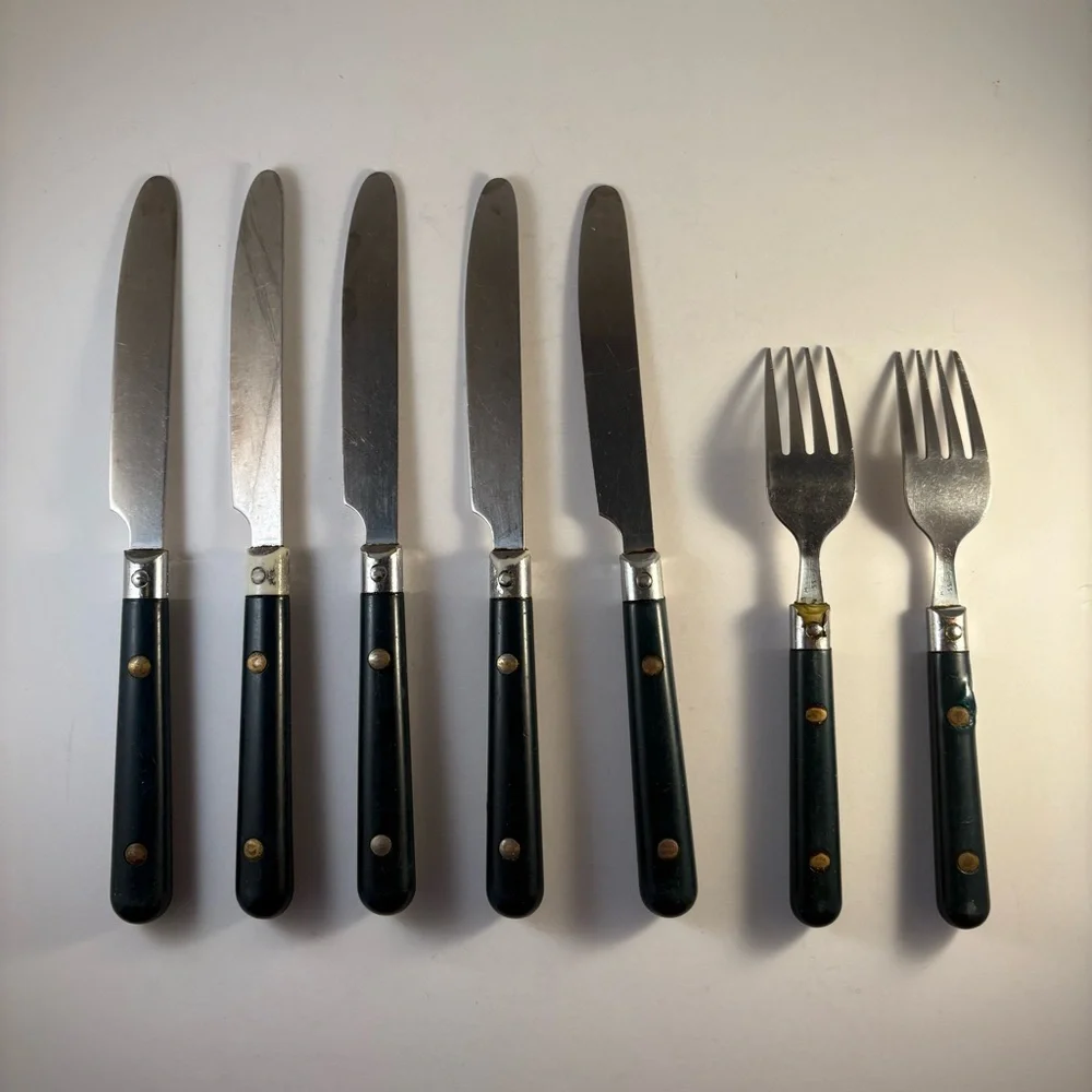 7 Rogers Hunter Green Stainless Flatware‎ Plastic Handle 5 Knives 2 Forks